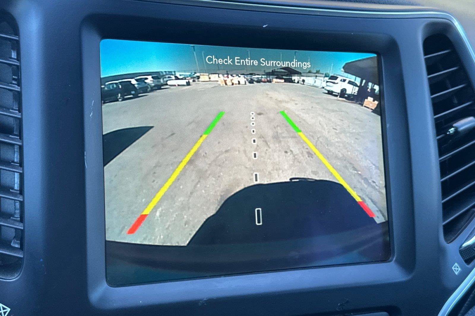 Used 2023 Jeep Cherokee Altitude Lux AWD/4WD image 20