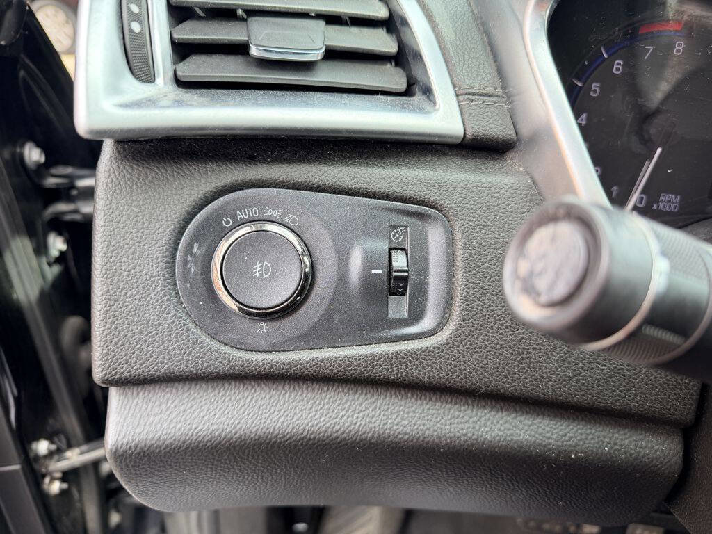 Used 2015 Cadillac SRX Performance w/ Driver Awareness Package FWD image 16