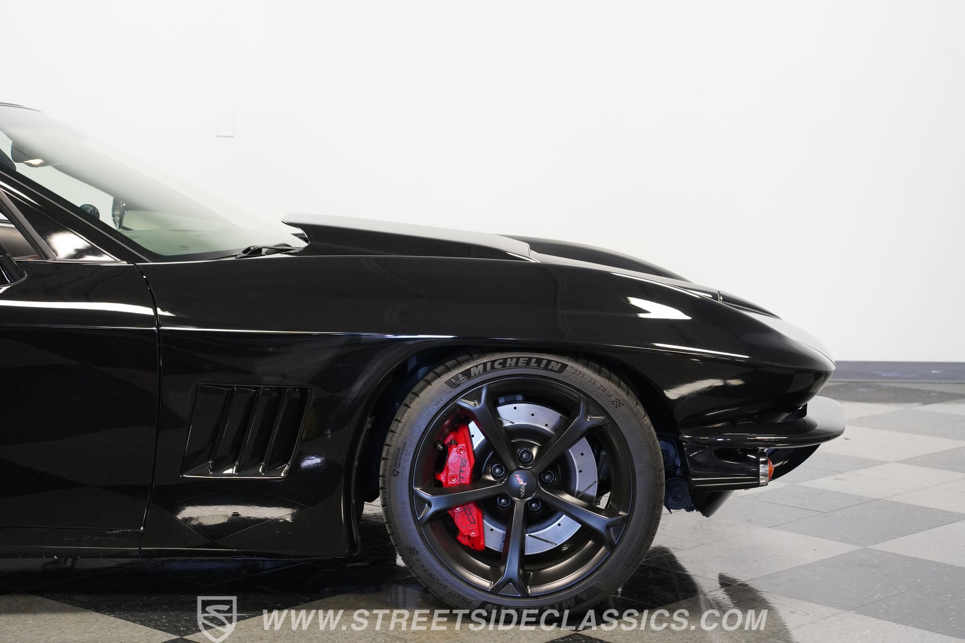 Used 2010 Chevrolet Corvette Grand Sport w/ Preferred Equipment Group image 31