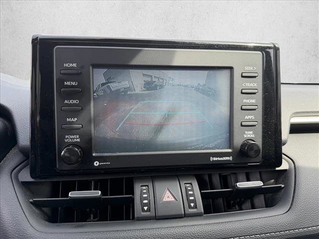 Used 2020 Toyota RAV4 XLE Premium image 18