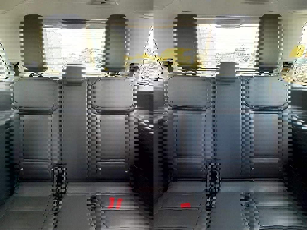 New 2026 Ford Expedition Active image 57