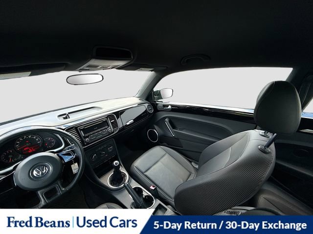 Used 2012 Volkswagen Beetle 2.5 image 22