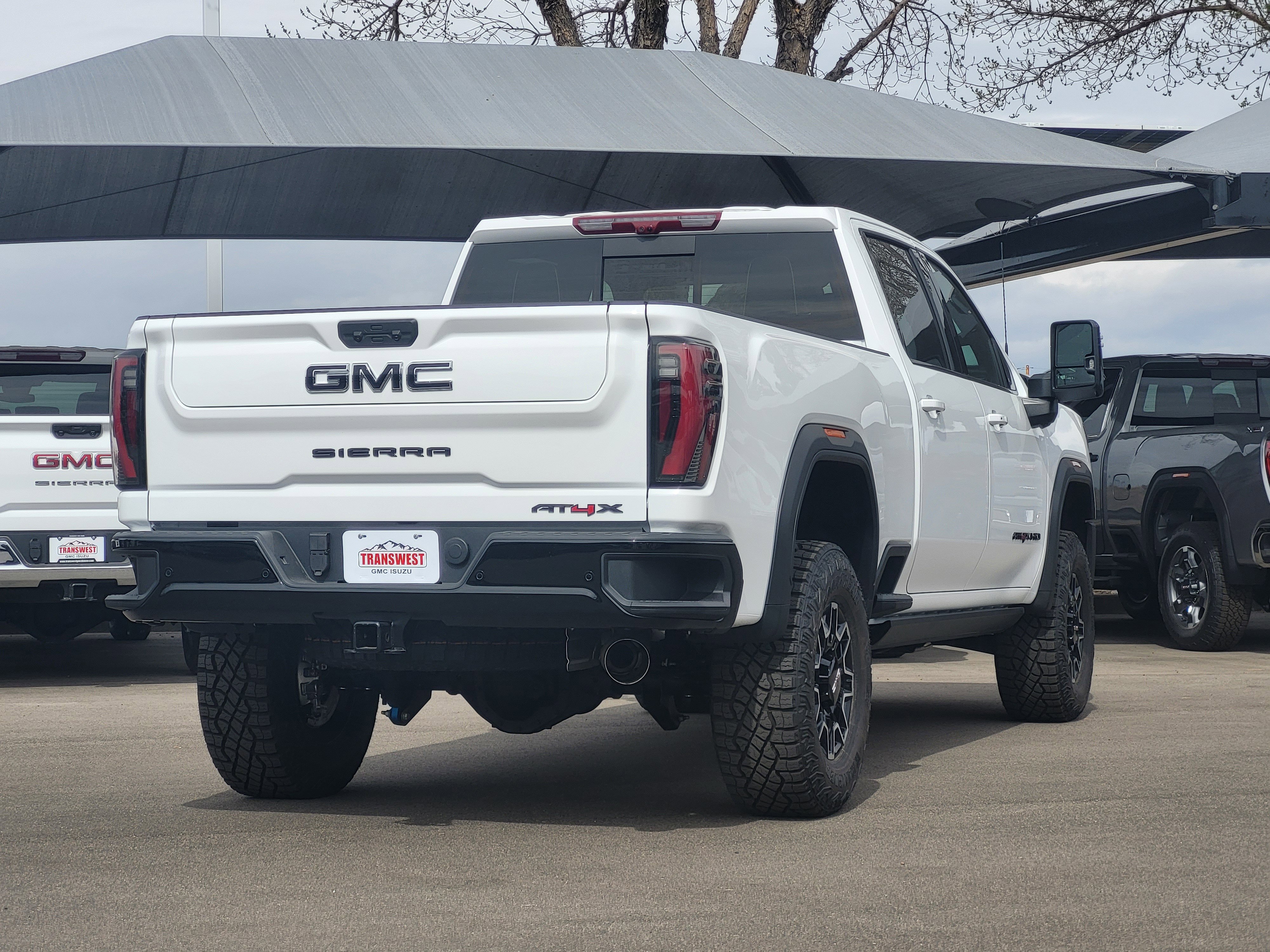 New 2026 GMC Sierra 2500 AT4X w/ LPO, Black Badging Package image 7