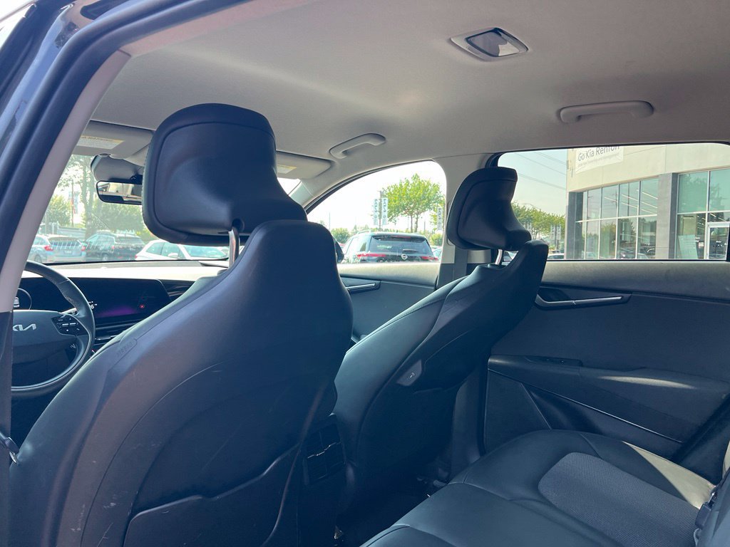 Certified 2023 Kia Niro Wind w/ Wind Preserve Package FWD image 13