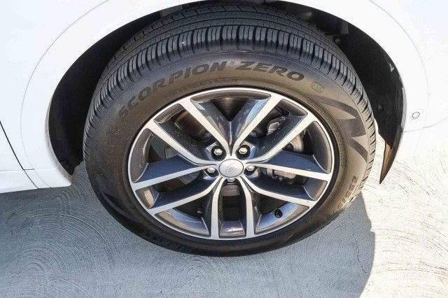 Certified 2024 Land Rover Discovery Sport S image 9