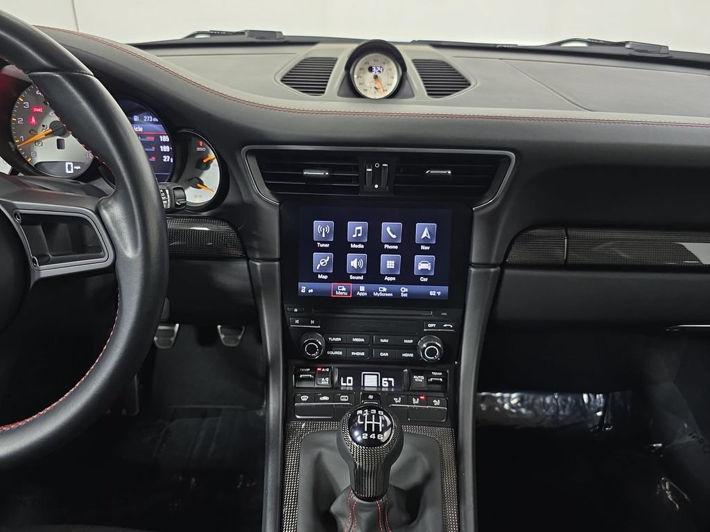 Used 2018 Porsche 911 GT3 RWD image 16