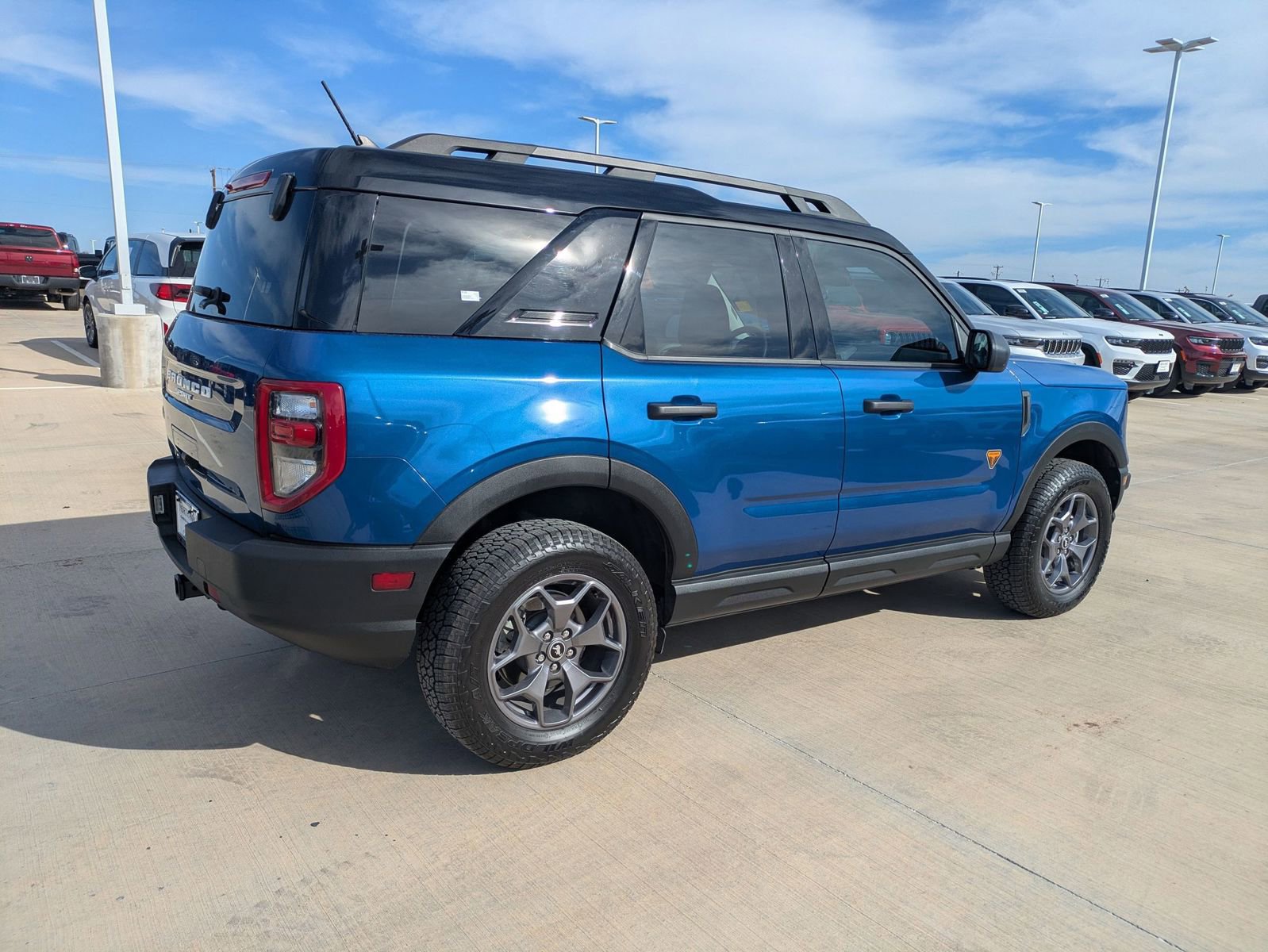 Used 2024 Ford Bronco Sport Badlands image 2