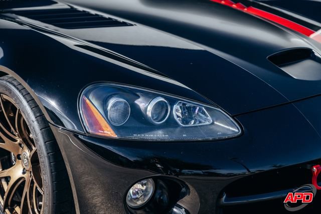 Used 2004 Dodge Viper SRT-10 image 47