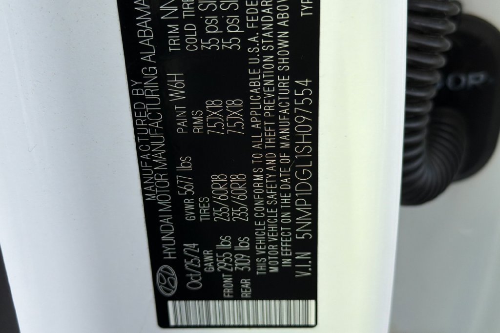 Certified 2025 Hyundai Santa Fe SE AWD/4WD image 28