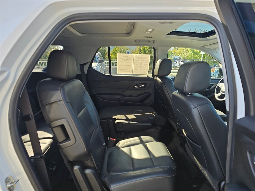 Used 2020 Chevrolet Traverse Premier w/ Redline Edition image 13