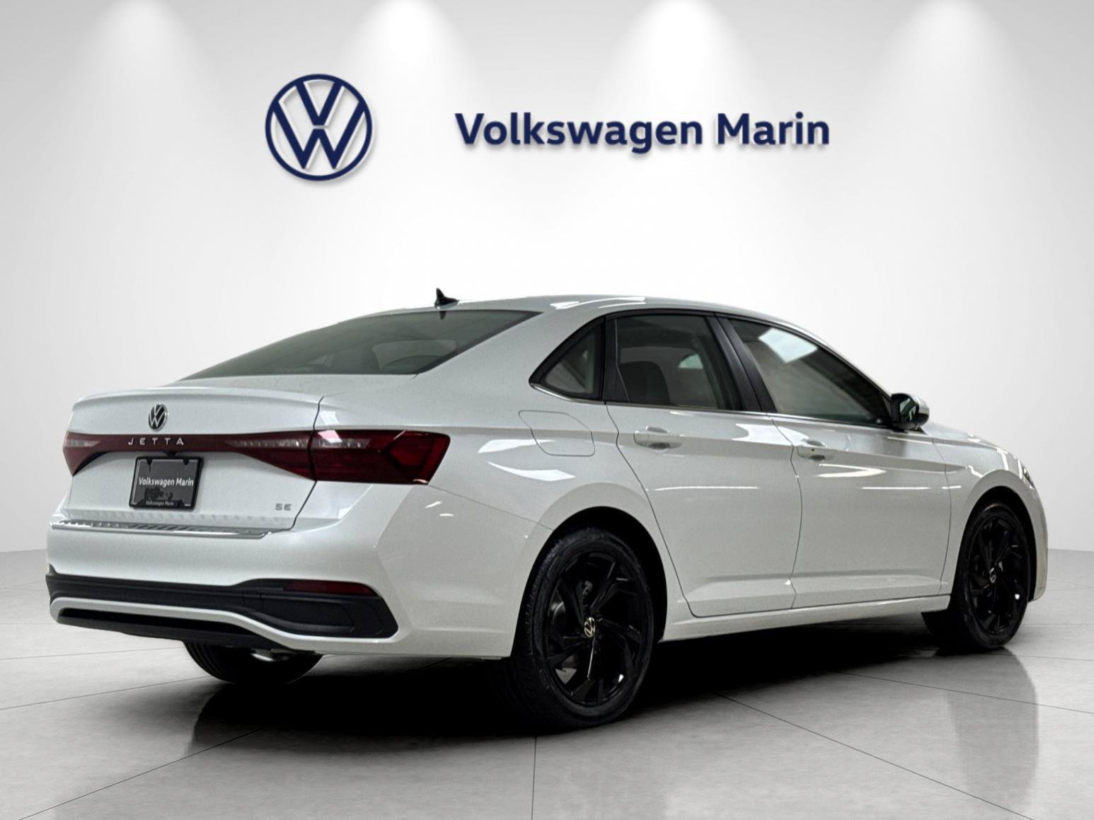 New 2027 Volkswagen Jetta SE FWD image 5