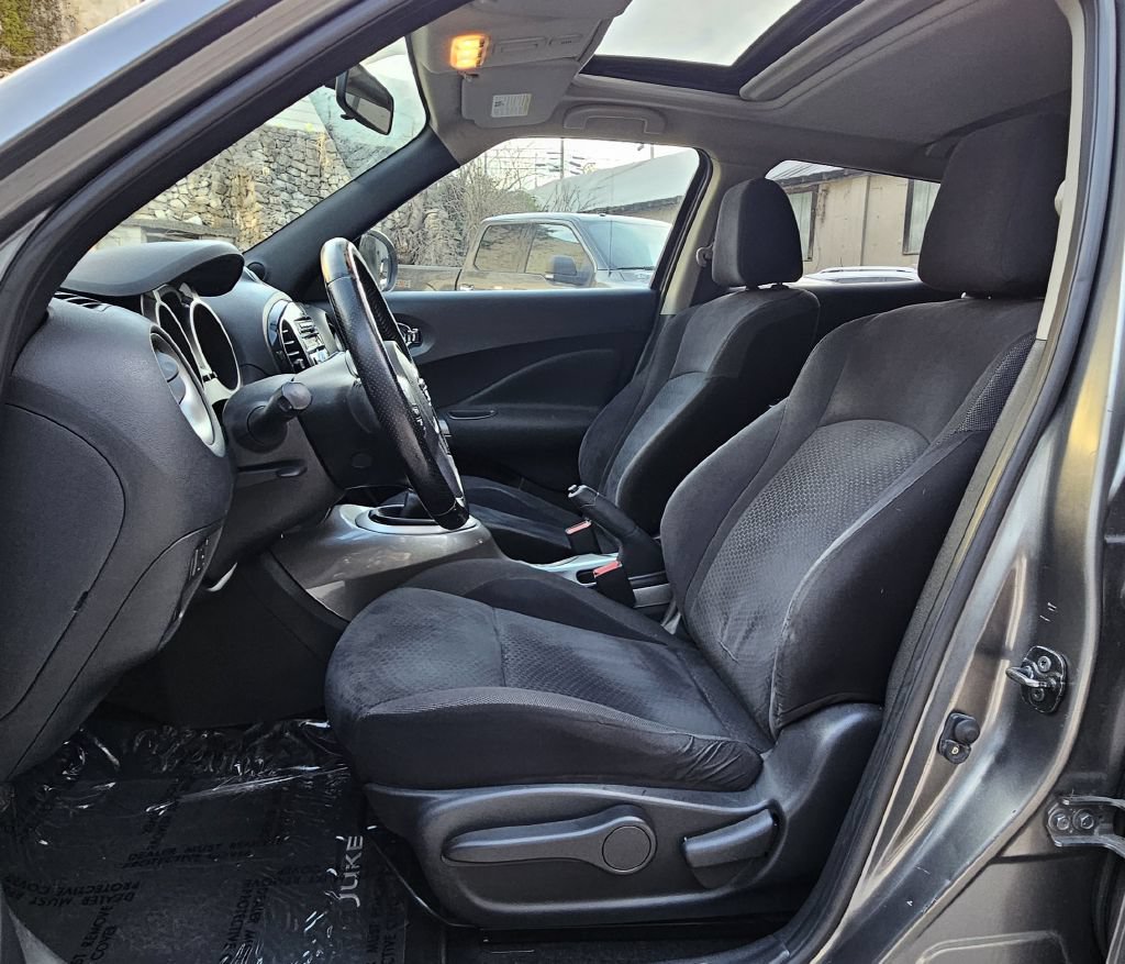 Used 2011 Nissan Juke SV FWD image 9