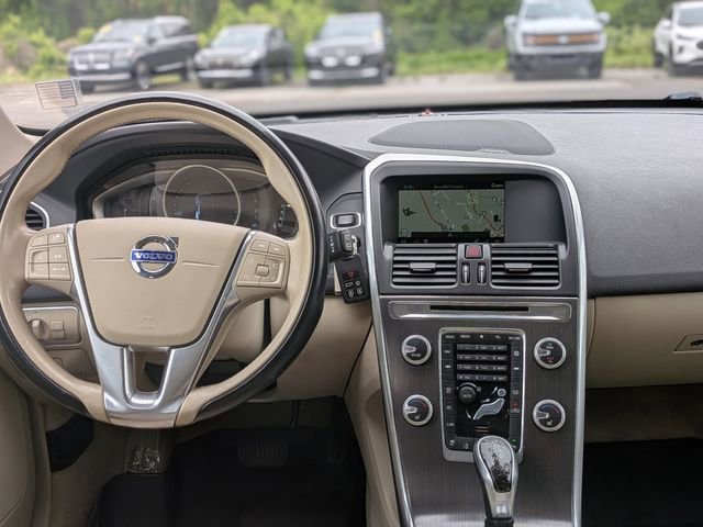 Used 2016 Volvo XC60 T6 Platinum w/ Protection Package AWD/4WD image 30