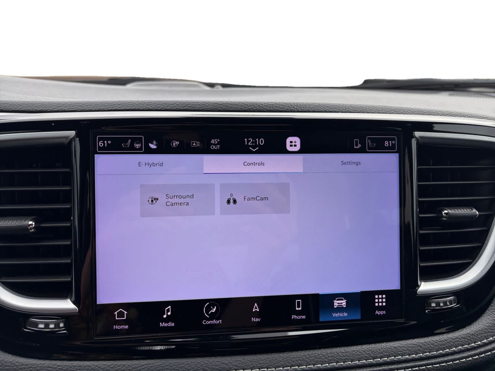 Used 2023 Chrysler Pacifica Limited w/ Uconnect Theater Family Group FWD image 26