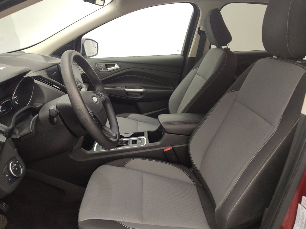 Used 2019 Ford Escape SE FWD image 17