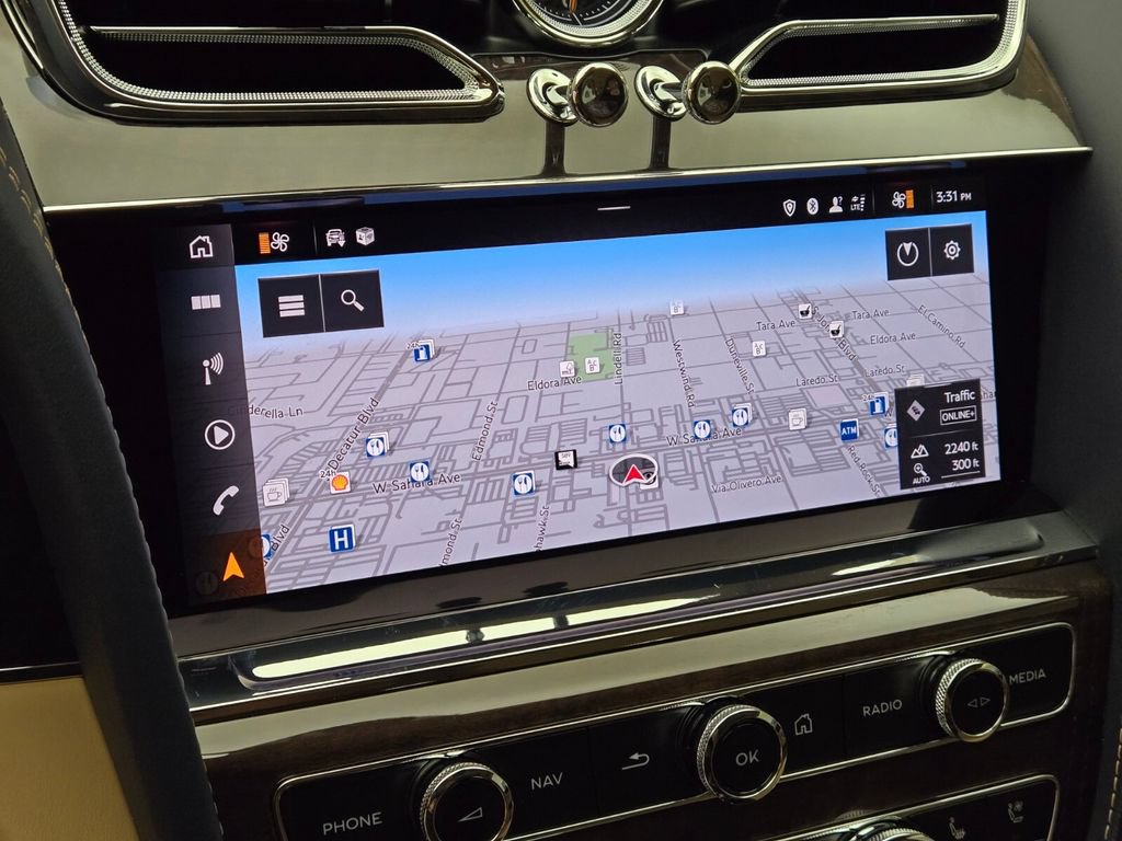 Certified 2023 Bentley Bentayga AWD/4WD image 36