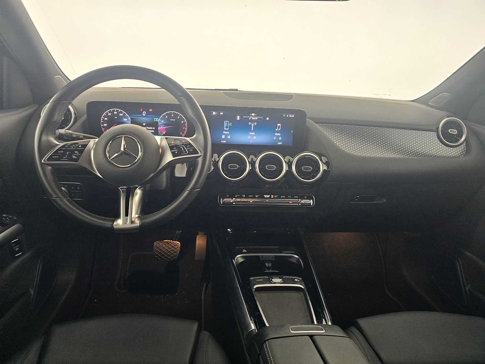 Certified 2025 Mercedes-Benz GLA 250 image 18