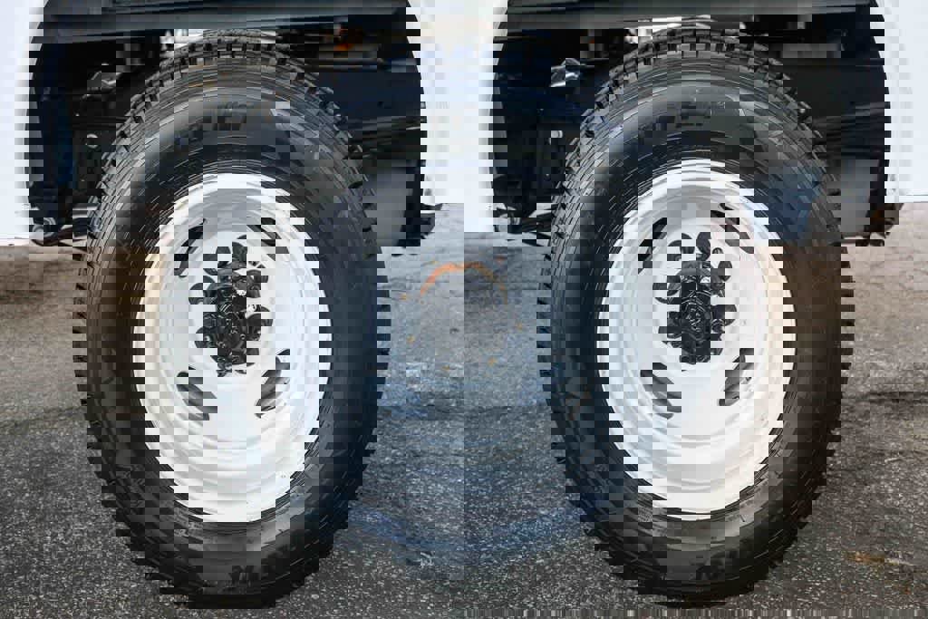 New 2026 Ford E-350 and Econoline 350 Super Duty w/ Power Equipment Group image 14