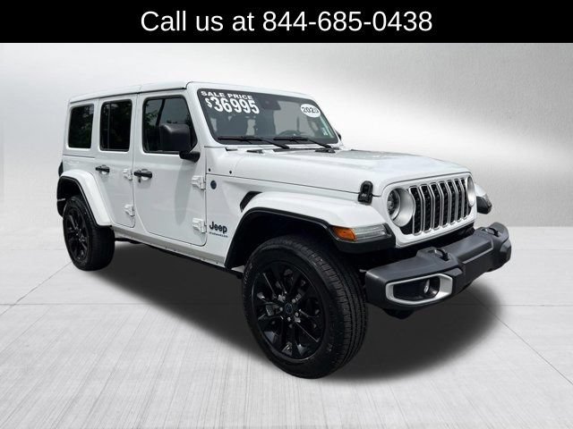 Certified 2025 Jeep Wrangler Unlimited Sahara w/ Safety Group AWD/4WD image 3