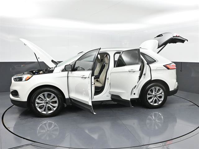 Certified 2024 Ford Edge Titanium AWD/4WD image 45