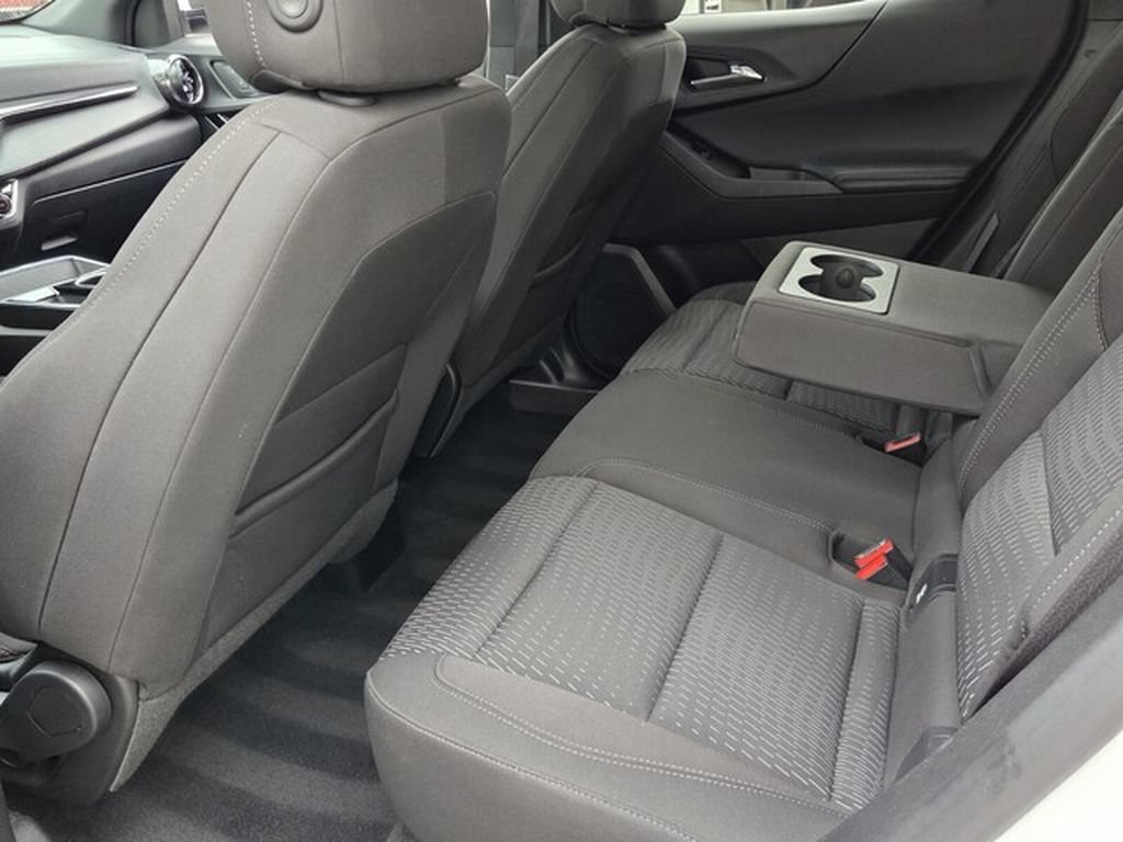 Used 2025 Chevrolet Equinox LT AWD/4WD image 8