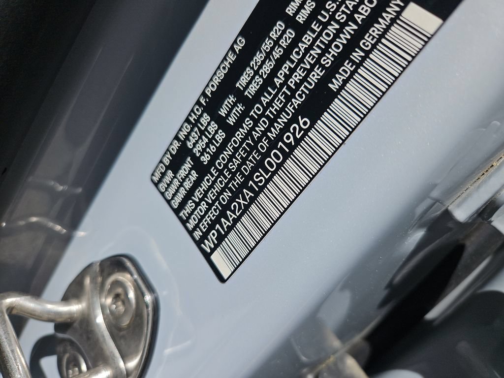 Certified 2025 Porsche Macan 4 Electric AWD/4WD image 15
