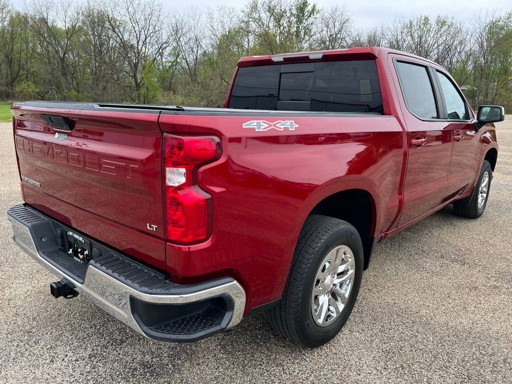 Used 2021 Chevrolet Silverado 1500 LT w/ Convenience Package II image 5