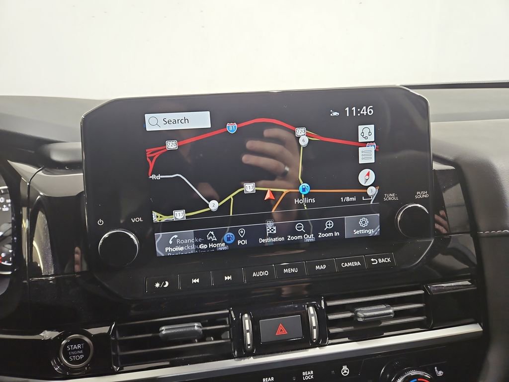 Used 2024 Nissan Pathfinder SL AWD/4WD image 20