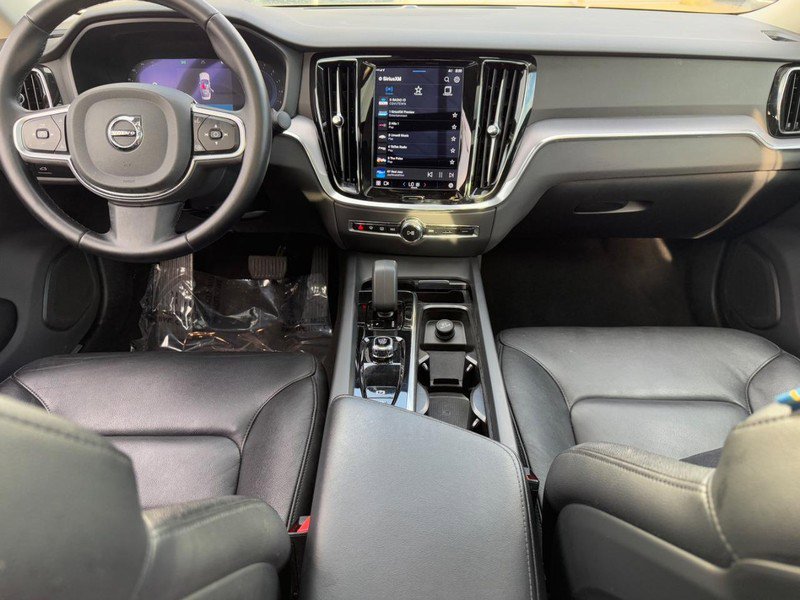 Certified 2024 Volvo S60 B5 Core image 12