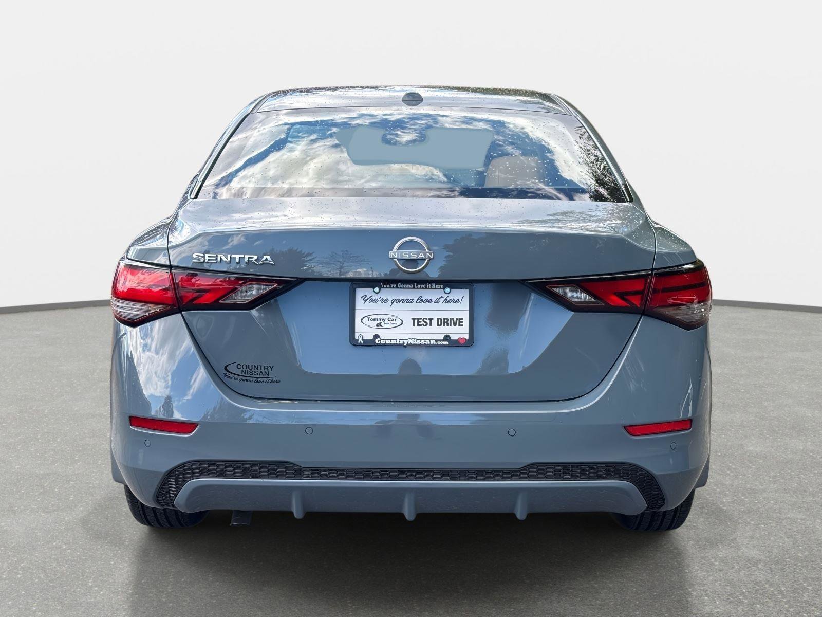 New 2025 Nissan Sentra SV w/ SV Premium Package image 6