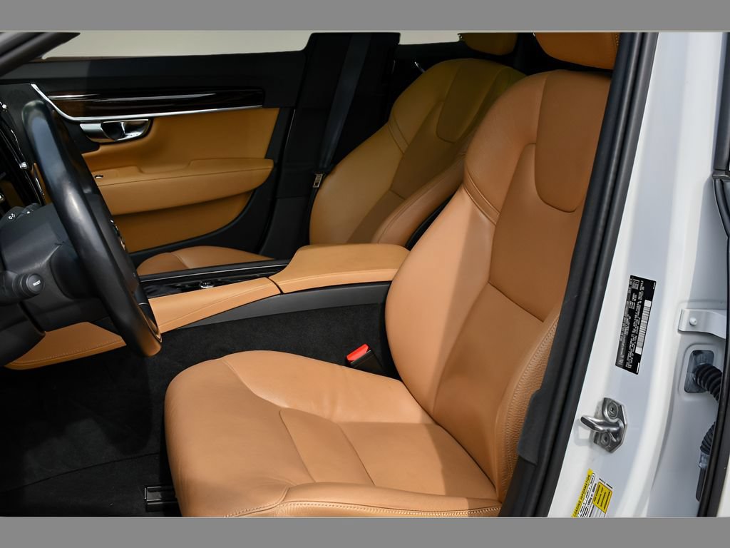 Used 2018 Volvo S90 T5 Momentum w/ Convenience Package FWD image 14