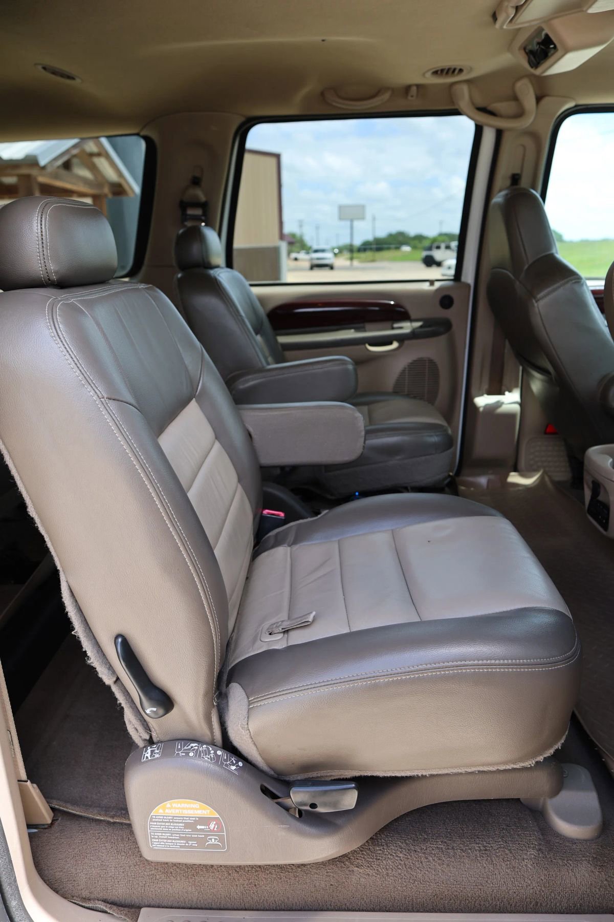 Used 2004 Ford Excursion Eddie Bauer AWD/4WD image 39