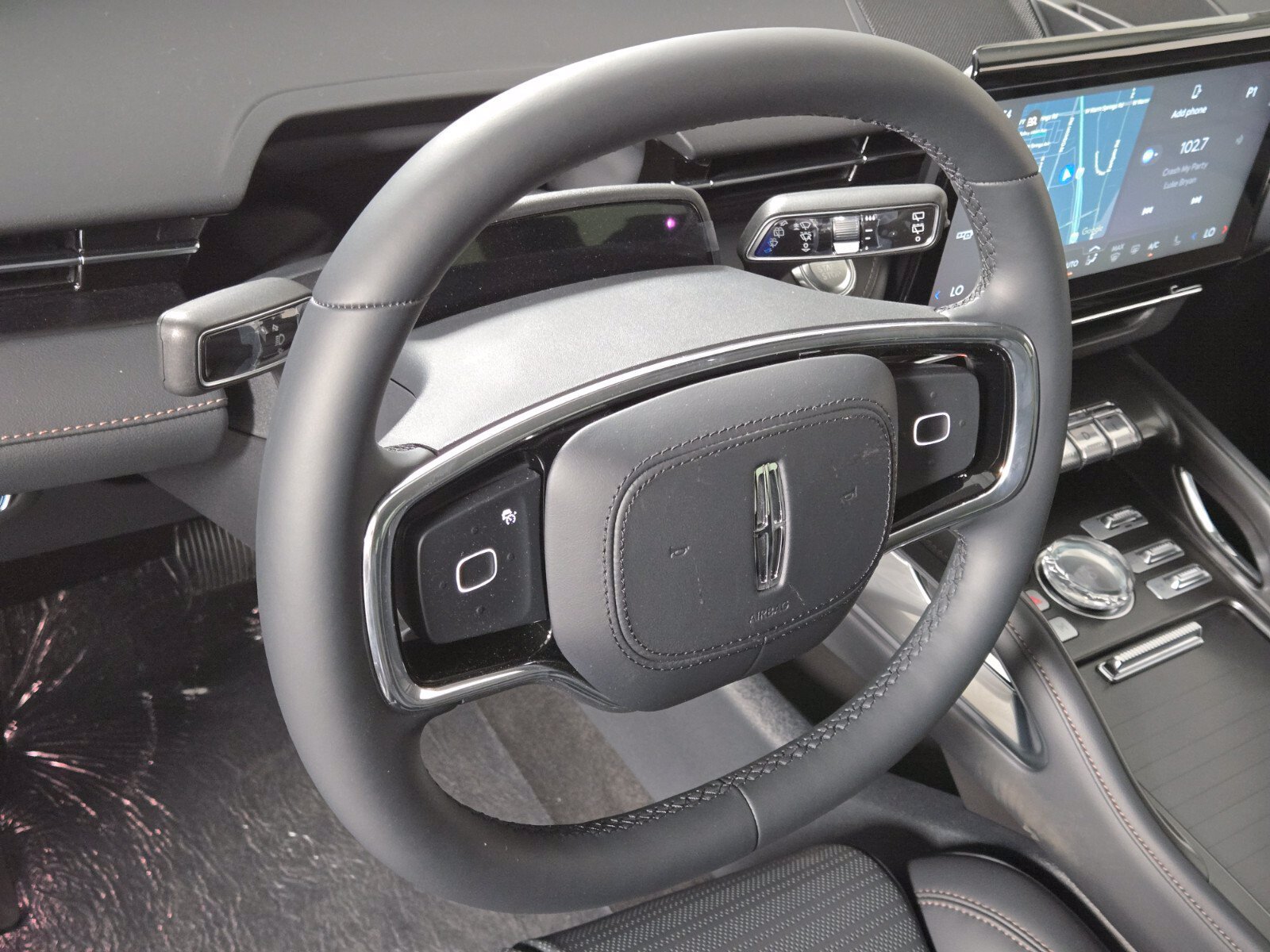 New 2026 Lincoln Nautilus Reserve AWD/4WD image 25