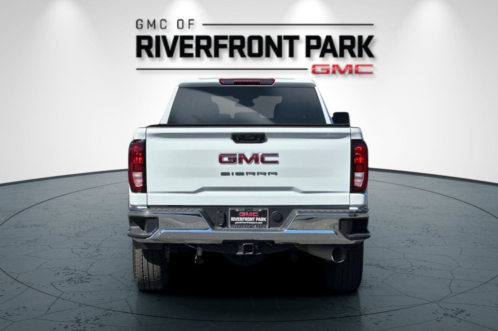 Used 2024 GMC Sierra 2500 Pro image 4