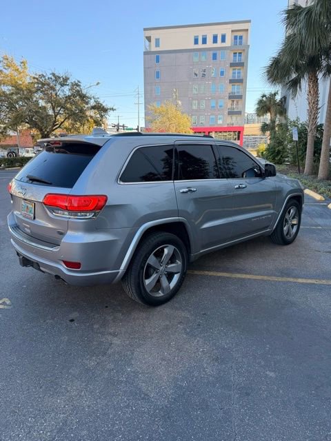 Used 2014 Jeep Grand Cherokee Overland w/ Advanced Technology Group image 3