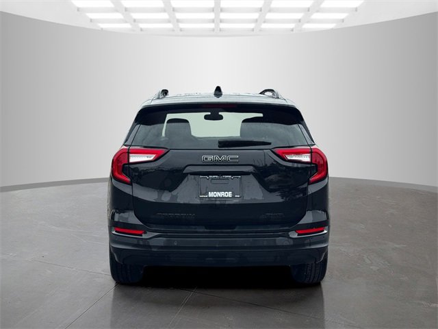 Used 2022 GMC Terrain SLE w/ Driver Convenience Package image 6