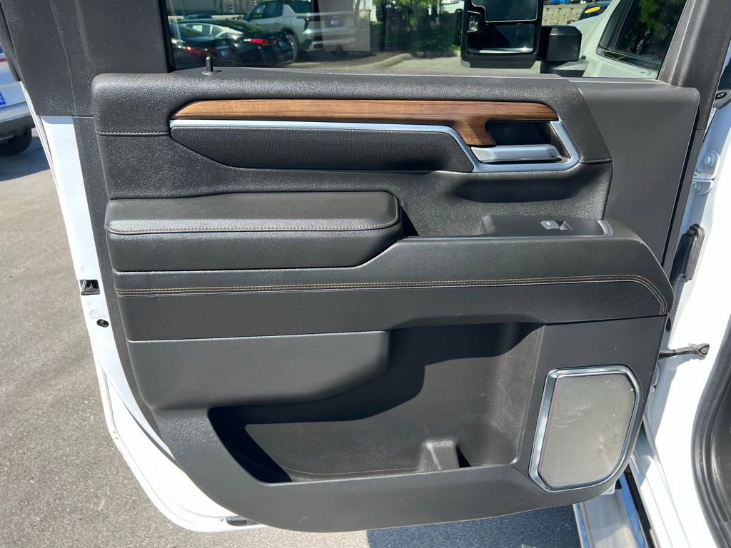 Used 2024 Chevrolet Silverado 2500 High Country w/ High Country Premium Package AWD/4WD image 20
