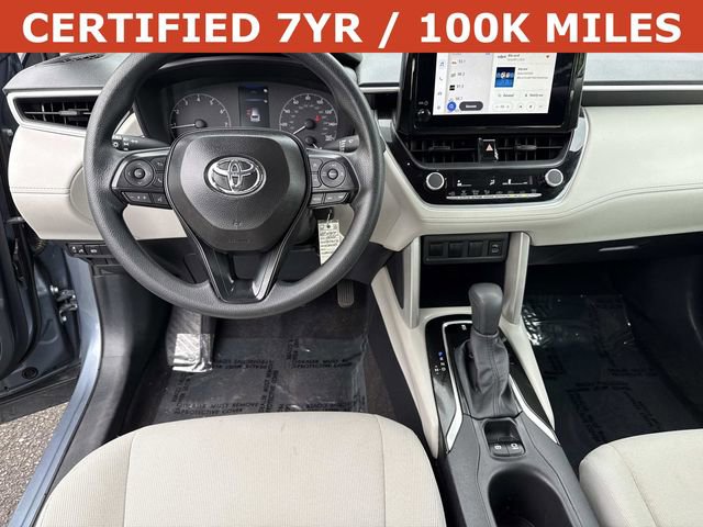 Used 2025 Toyota Corolla Cross L FWD image 17