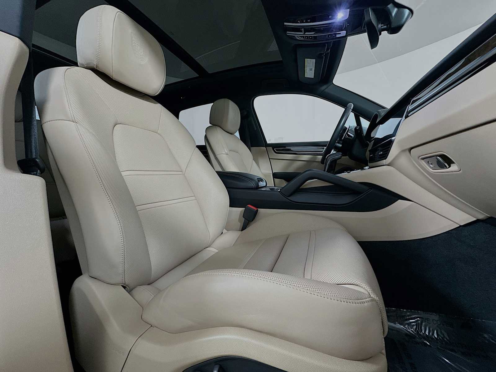 Certified 2022 Porsche Cayenne E-Hybrid image 29