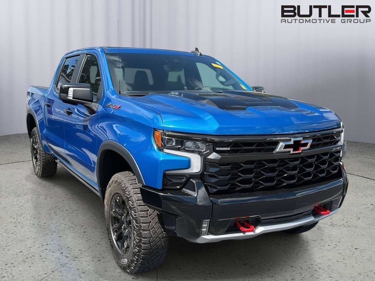 Used 2022 Chevrolet Silverado 1500 ZR2 w/ Technology Package AWD/4WD image 5