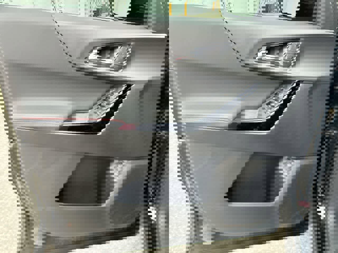 Used 2025 Chevrolet Equinox RS w/ Safety and Technology Package image 22