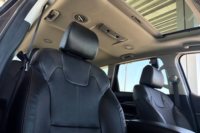 Used 2022 Kia Telluride EX w/ EX Premium Package FWD image 21