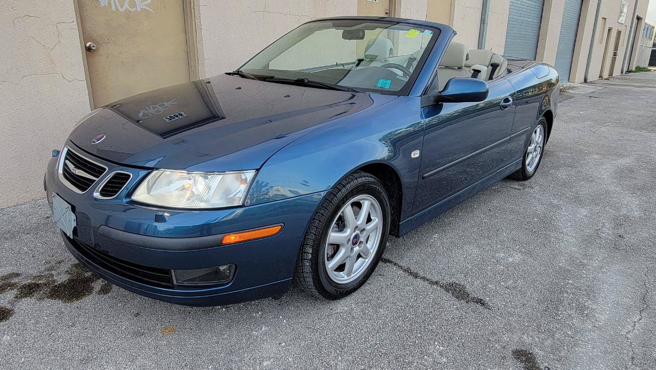 Used 2004 Saab 9-3 Aero FWD image 11