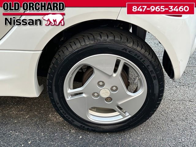 Used 2012 Mitsubishi i SE image 10