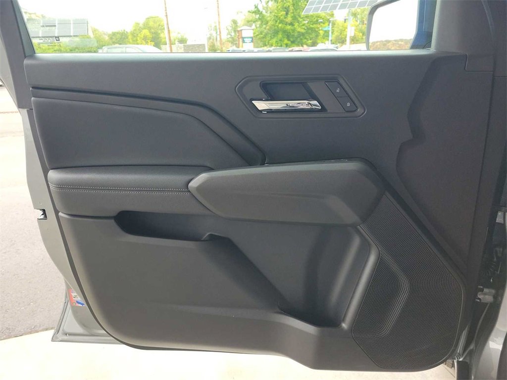 New 2024 Chevrolet Colorado LT w/ LT Convenience Package III image 22