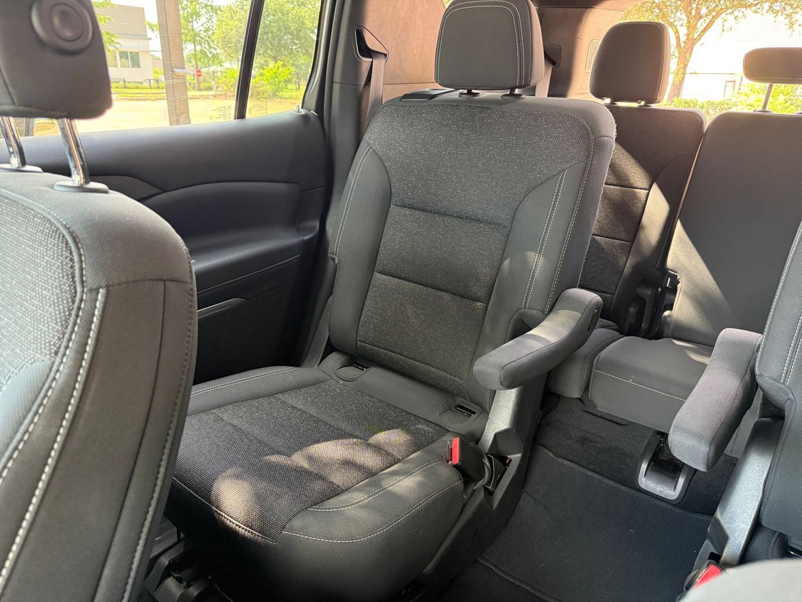 Used 2025 Chevrolet Traverse LT AWD/4WD image 42