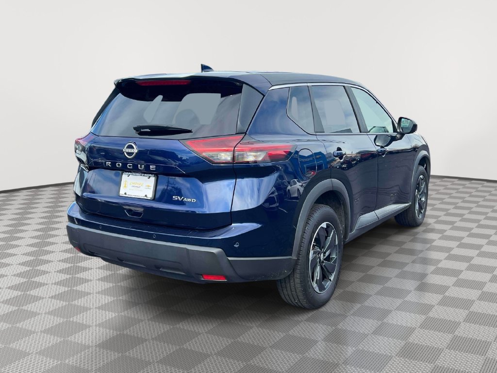 Used 2024 Nissan Rogue SV AWD/4WD image 5