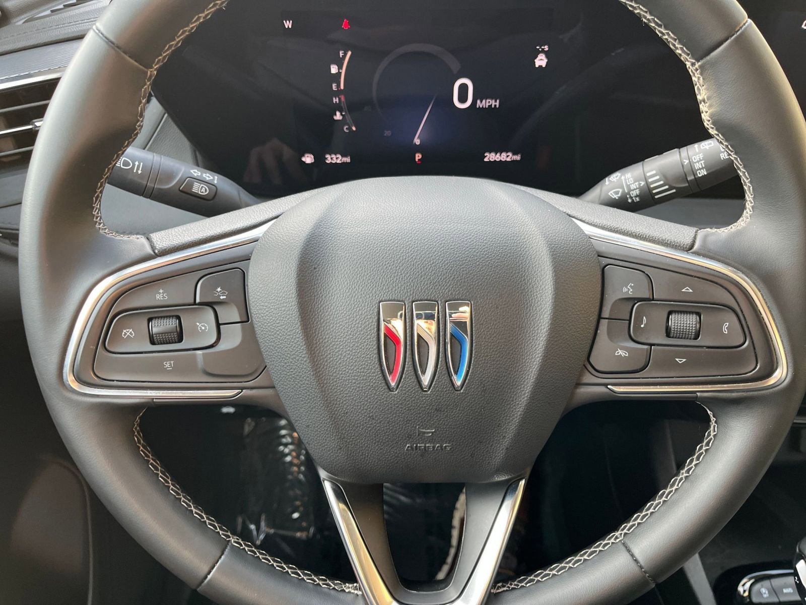 Used 2025 Buick Encore GX Preferred image 29