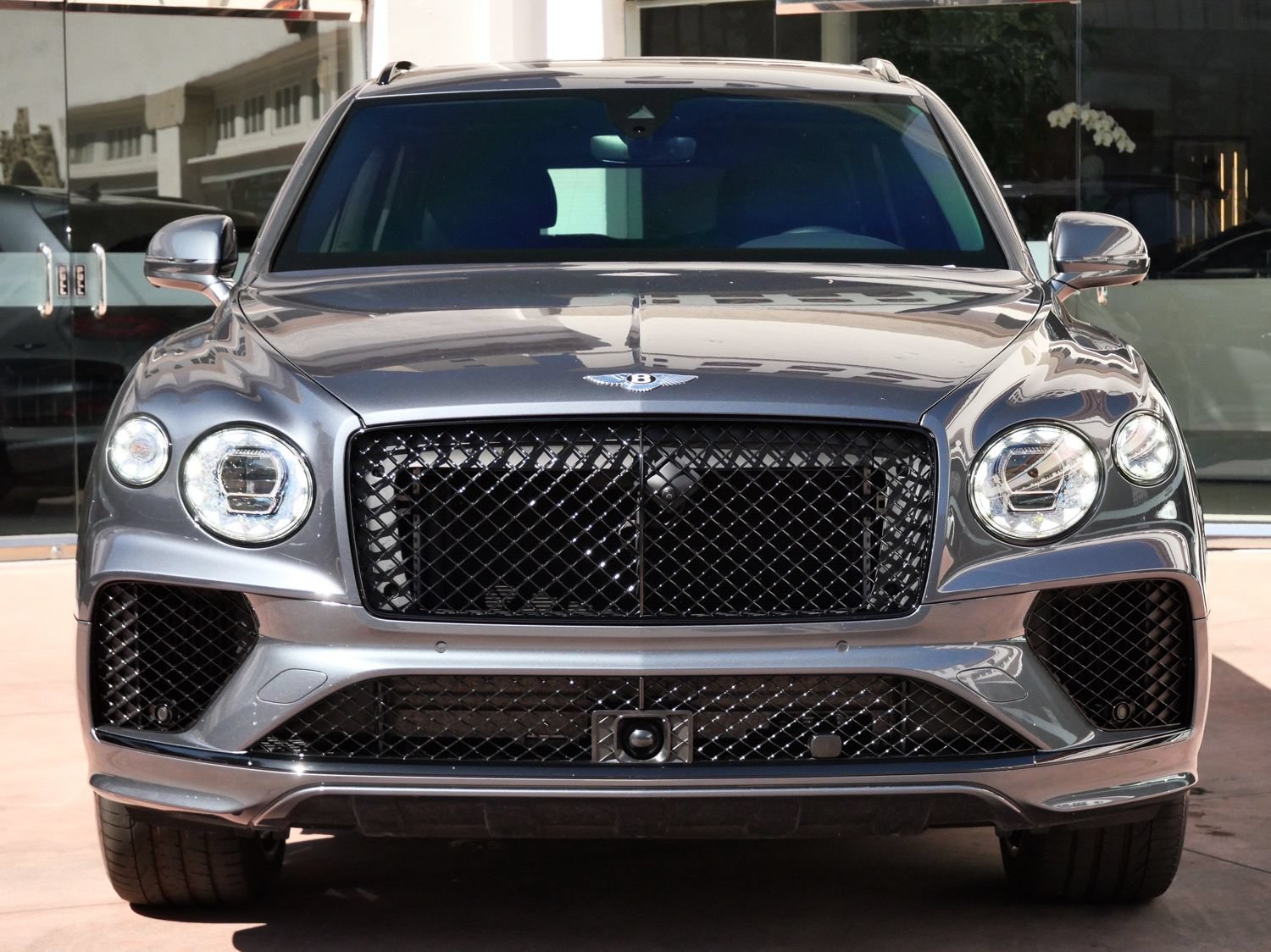 Used 2024 Bentley Bentayga Extended Wheelbase AWD/4WD image 9