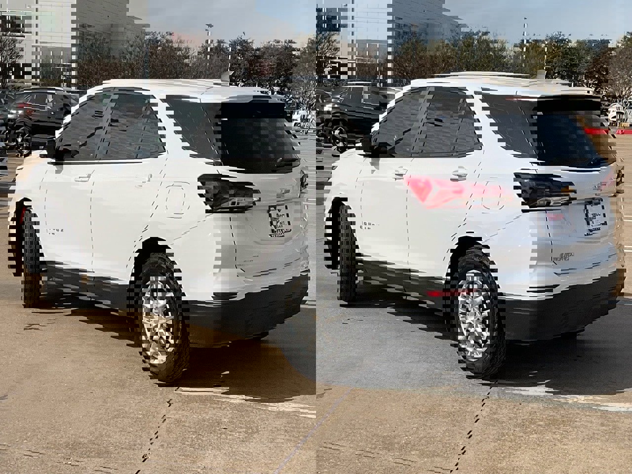 Used 2024 Chevrolet Equinox LS image 7